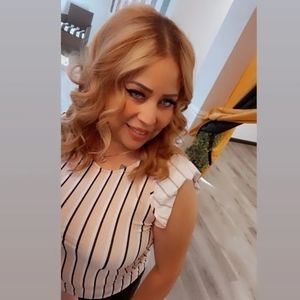 Meet your Posher, Lorena